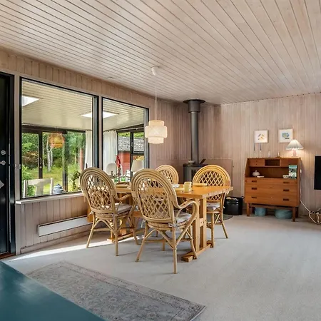 Lykka - 950m From The Sea By Interhome *