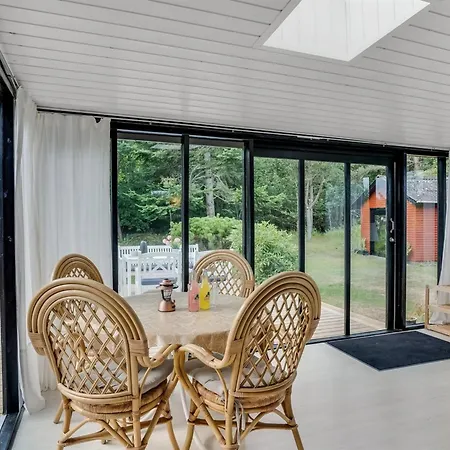 Lykka - 950m From The Sea By Interhome