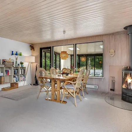 Lykka - 950m From The Sea By Interhome Feriehus